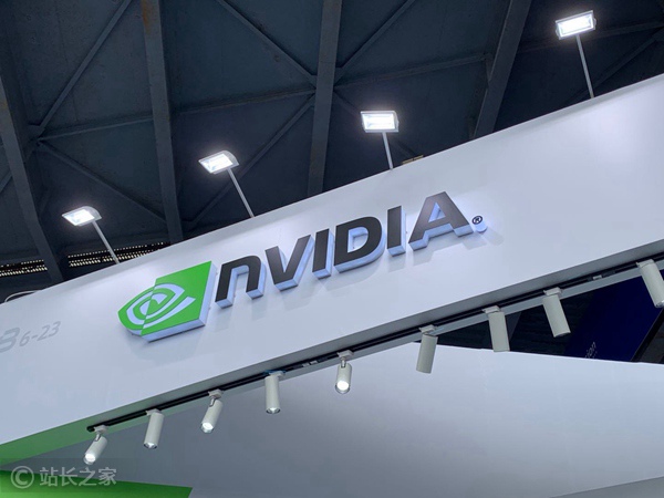 Nvidia 市值飙升至 3.53 万亿美元 超越苹果